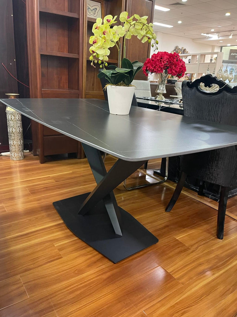 Bolonga dining table - Living Design Furniture